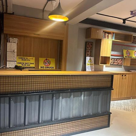 Travotale Hostel And Cowork Koregaonpark Pune Exterior foto