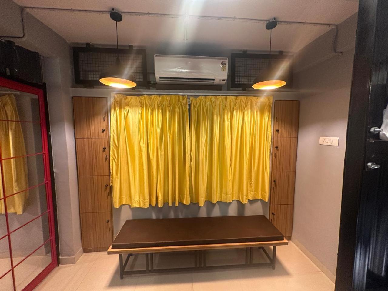Travotale Hostel And Cowork Koregaonpark Pune Exterior foto