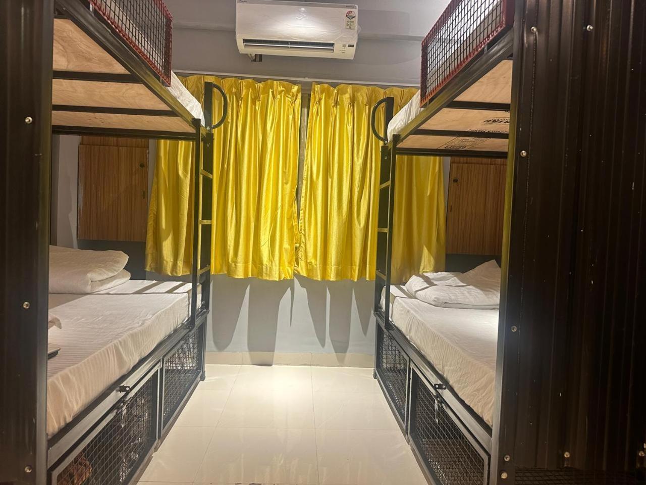 Travotale Hostel And Cowork Koregaonpark Pune Exterior foto