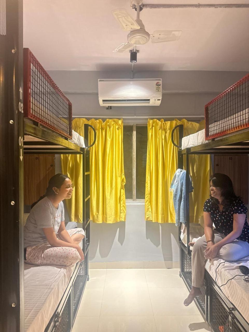 Travotale Hostel And Cowork Koregaonpark Pune Exterior foto