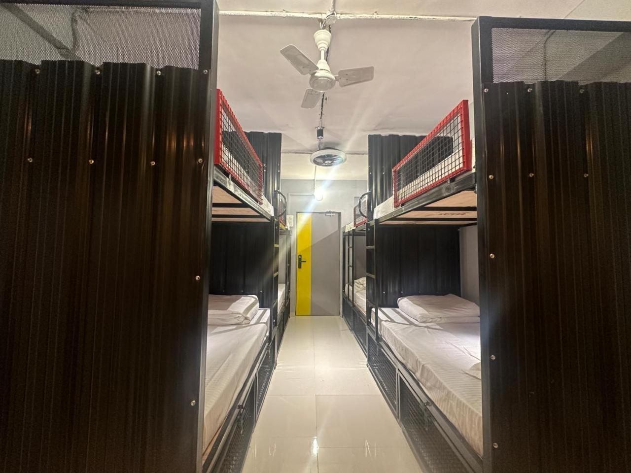 Travotale Hostel And Cowork Koregaonpark Pune Exterior foto